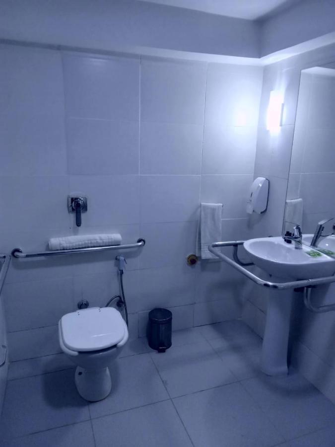 Ath - Americas Townhouse 3*